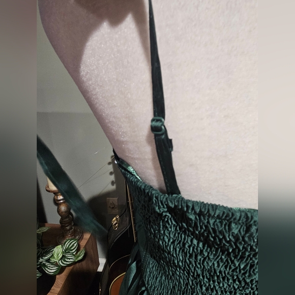 VICI Leanna Strapless Bustier Satin Pleated Maxi Midi Dress.Emerald Green.S NWOT - Picture 11 of 13